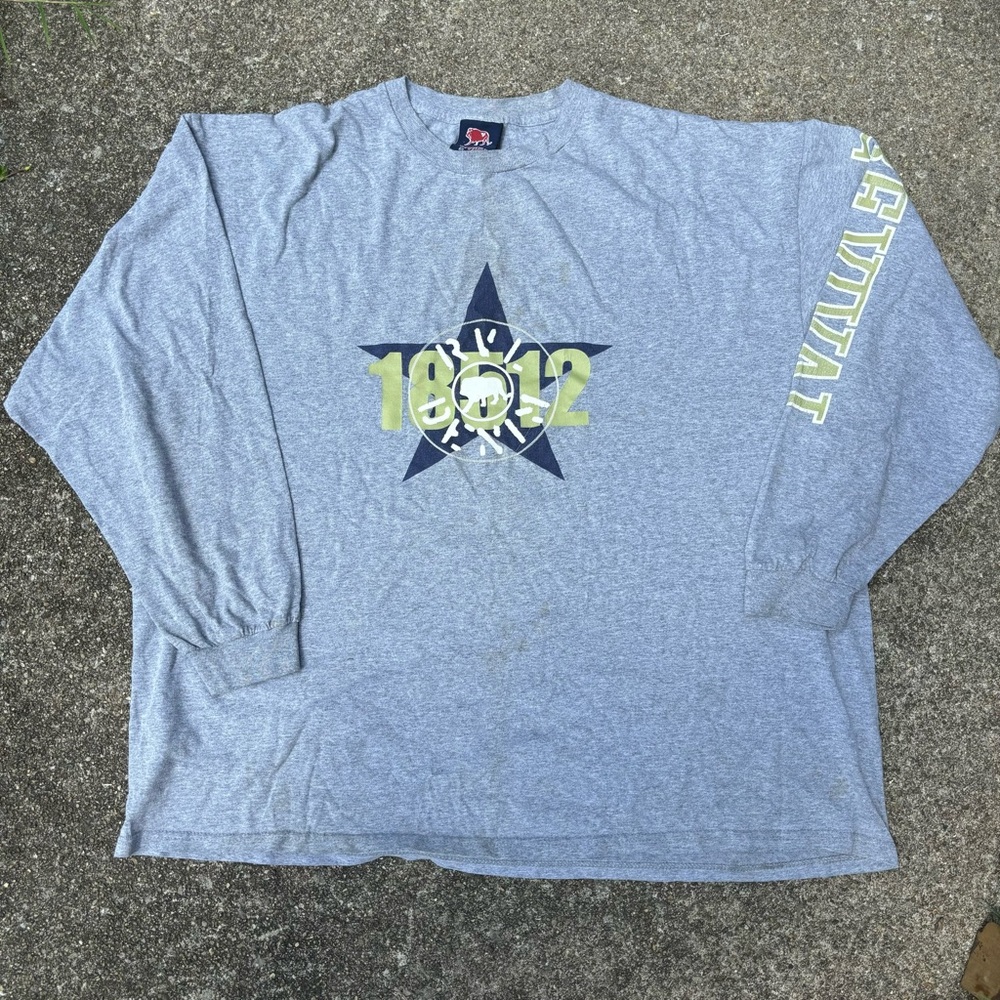VTG 90’s THRASHED REVIVAL gray long sleeve T-shirt XXL
Poverty